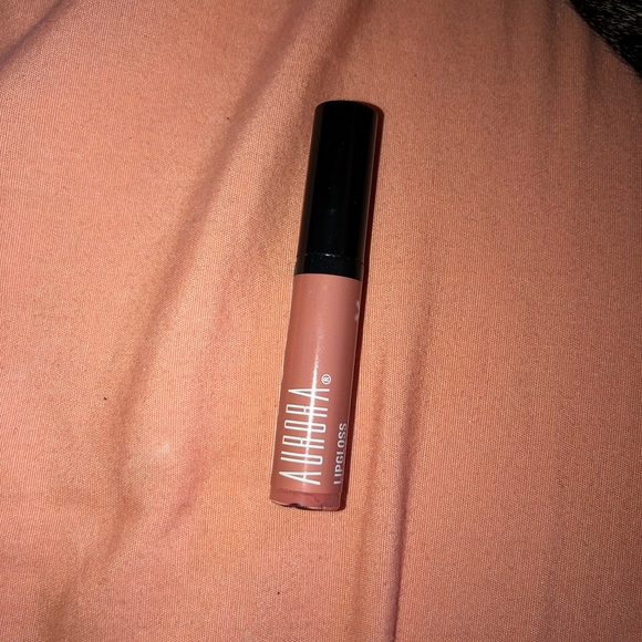 Lipstick - Picture 1 of 1